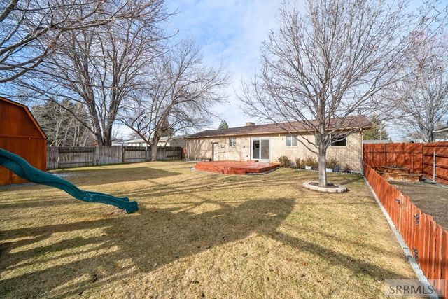 1807 Camrose Street, Idaho Falls, ID 83402