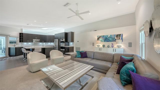 6948 STETSON STREET CIRCLE, Sarasota, FL 34243