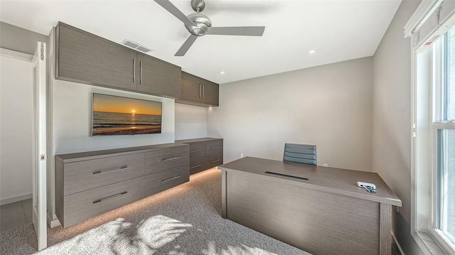 6948 STETSON STREET CIRCLE, Sarasota, FL 34243