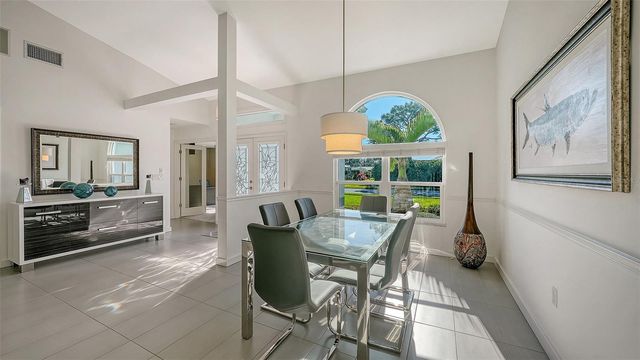 6948 STETSON STREET CIRCLE, Sarasota, FL 34243