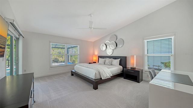 6948 STETSON STREET CIRCLE, Sarasota, FL 34243