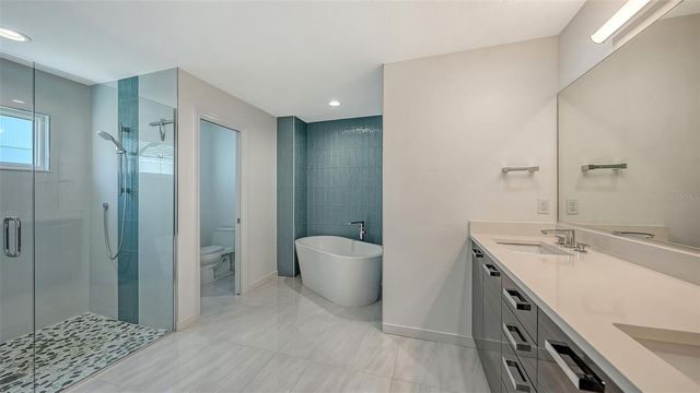 6948 STETSON STREET CIRCLE, Sarasota, FL 34243