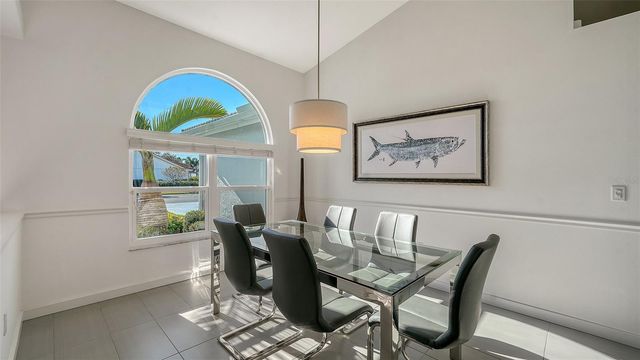 6948 STETSON STREET CIRCLE, Sarasota, FL 34243