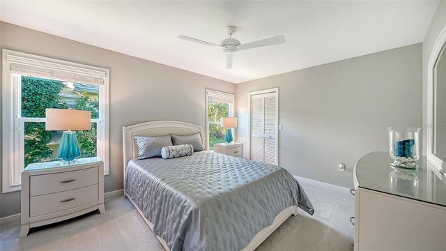 6948 STETSON STREET CIRCLE, Sarasota, FL 34243