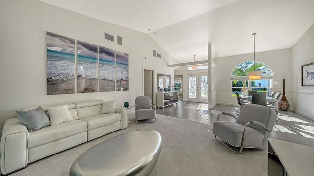 6948 STETSON STREET CIRCLE, Sarasota, FL 34243