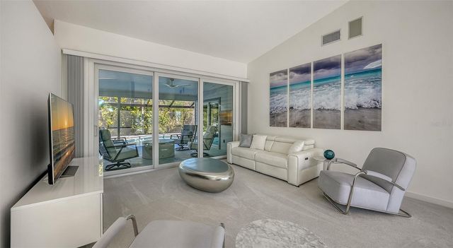 6948 STETSON STREET CIRCLE, Sarasota, FL 34243