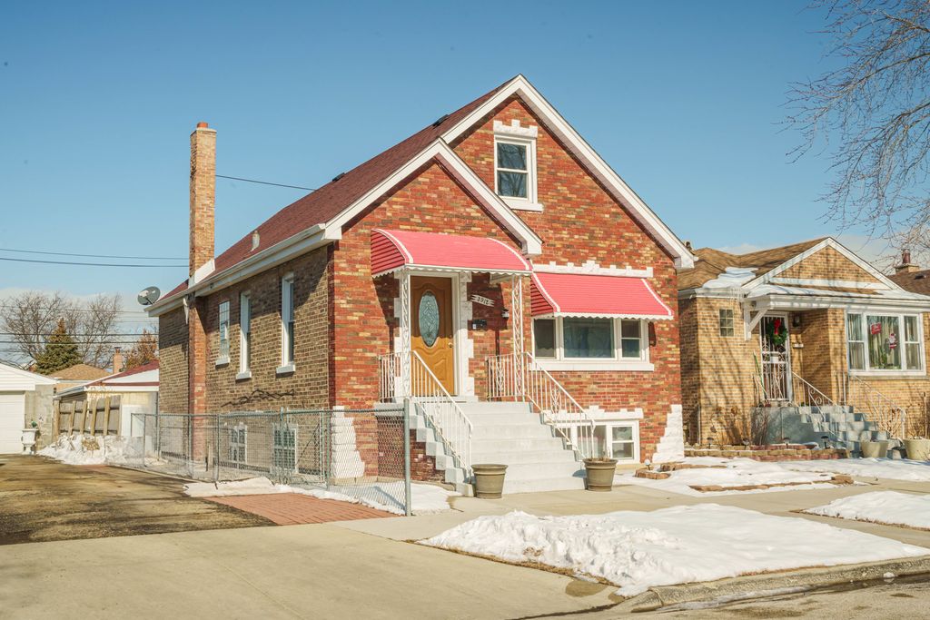 3912 W 55th Place, Chicago, IL 60629