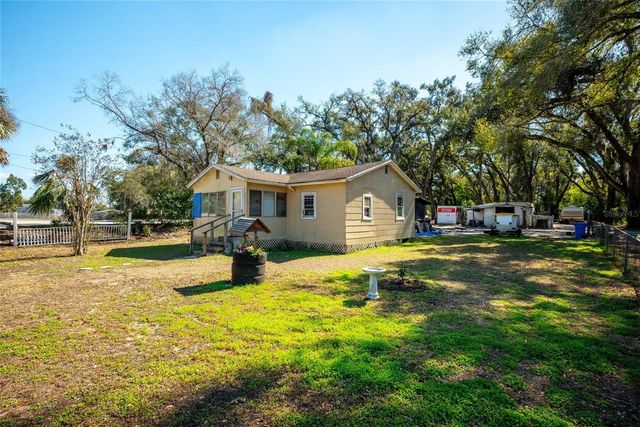 10507 MAIN STREET, Thonotosassa, FL 33592