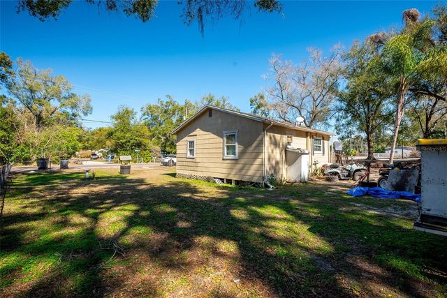 10507 MAIN STREET, Thonotosassa, FL 33592
