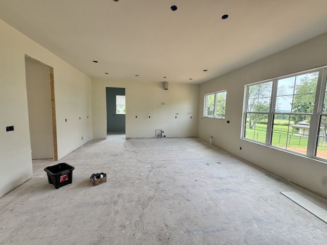 4220 Coles Ferry Pk, Lebanon, TN 37087