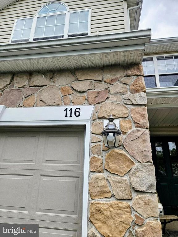 116 GALWAY CIR, Chalfont, PA 18914