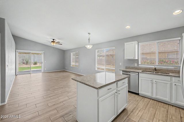 8830 E DALLAS Street, Mesa, AZ 85207