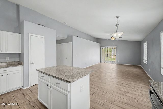 8830 E DALLAS Street, Mesa, AZ 85207