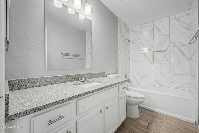 8830 E DALLAS Street, Mesa, AZ 85207