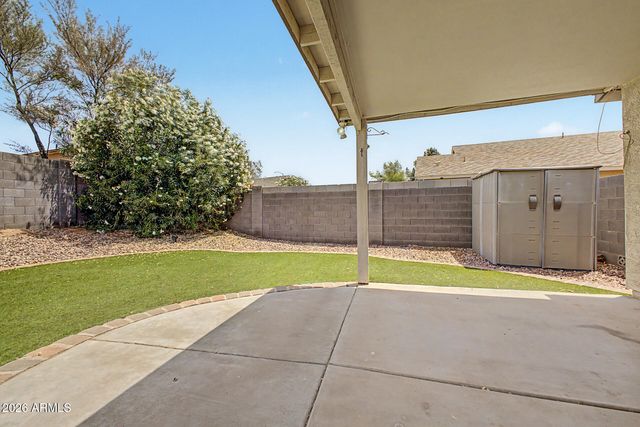 8830 E DALLAS Street, Mesa, AZ 85207