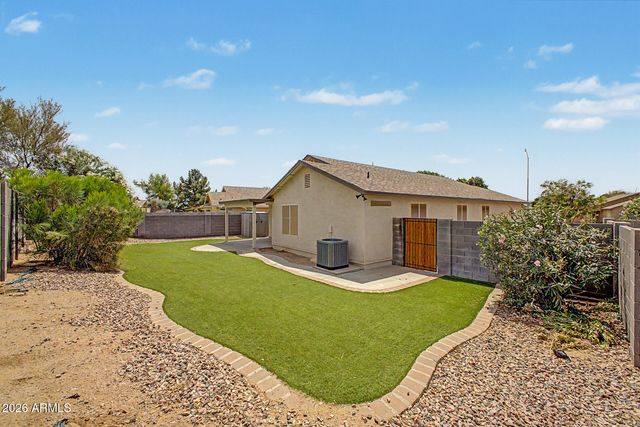 8830 E DALLAS Street, Mesa, AZ 85207