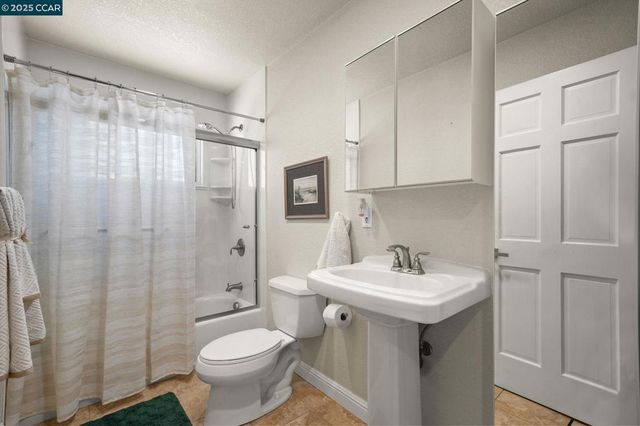 4317 4317 Cowell Rd, Concord, CA 94518