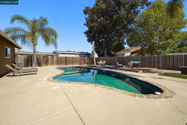 4317 4317 Cowell Rd, Concord, CA 94518