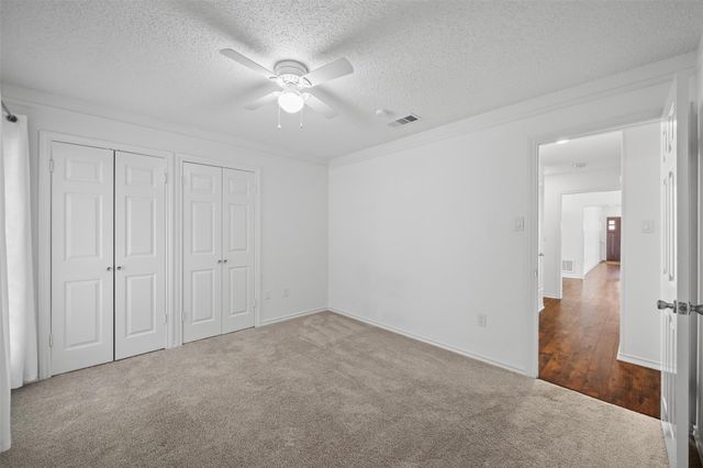 1205 Olde Town Drive, Irving, TX 75061