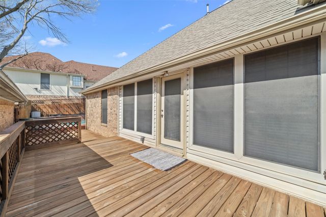 1205 Olde Town Drive, Irving, TX 75061