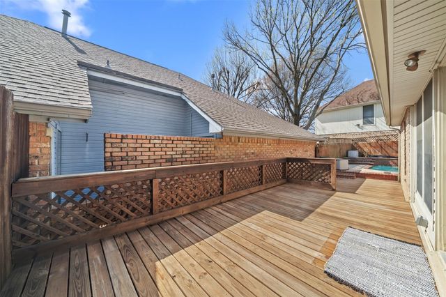 1205 Olde Town Drive, Irving, TX 75061