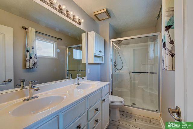 16859 Fowler Avenue, Omaha, NE 68116