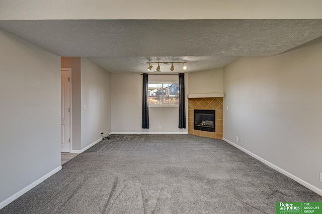 16859 Fowler Avenue, Omaha, NE 68116