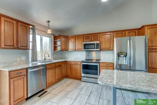 16859 Fowler Avenue, Omaha, NE 68116