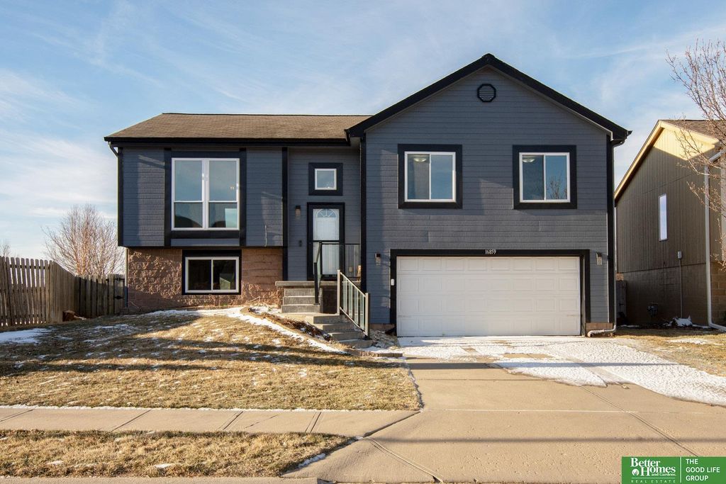 16859 Fowler Avenue, Omaha, NE 68116