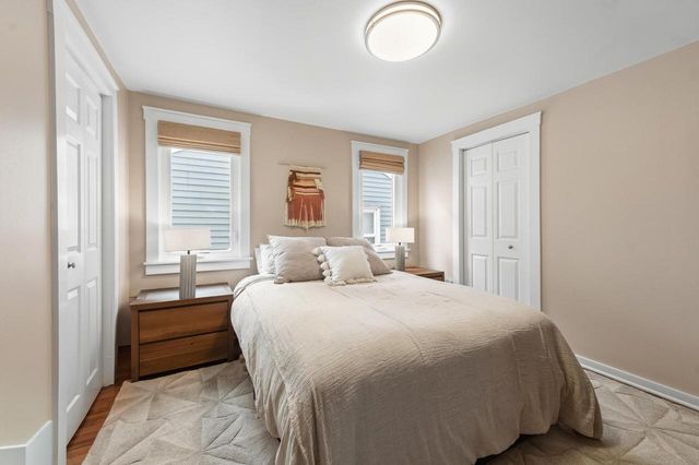 828 E Silver Spring DRIVE, Whitefish Bay, WI 53217