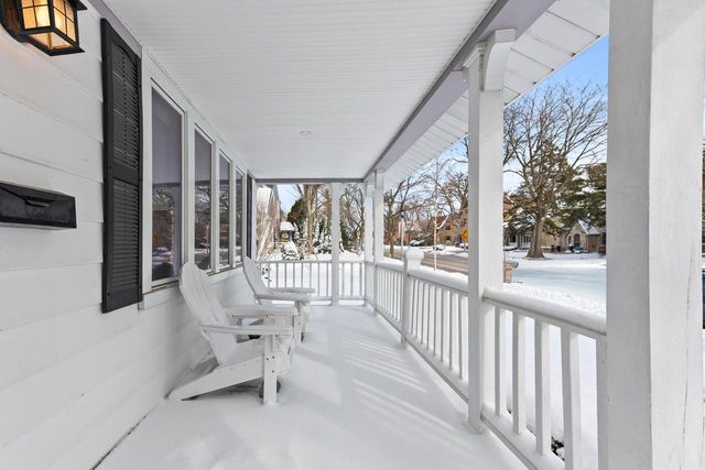 828 E Silver Spring DRIVE, Whitefish Bay, WI 53217