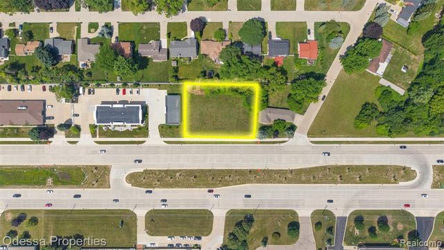 42401 Mound Road, Sterling Heights, MI 48314