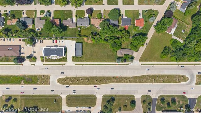 42401 Mound Road, Sterling Heights, MI 48314