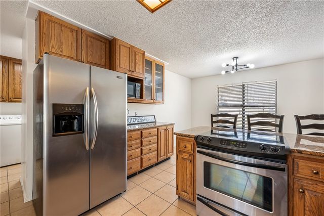 1543 E Cardinal Drive, Fayetteville, AR 72703