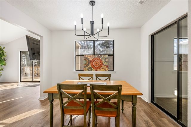 1543 E Cardinal Drive, Fayetteville, AR 72703