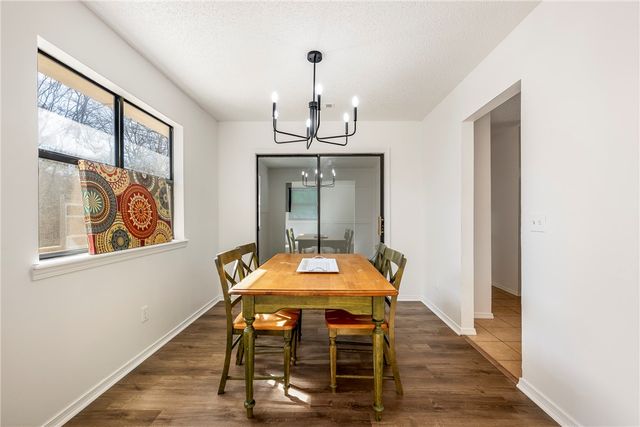 1543 E Cardinal Drive, Fayetteville, AR 72703