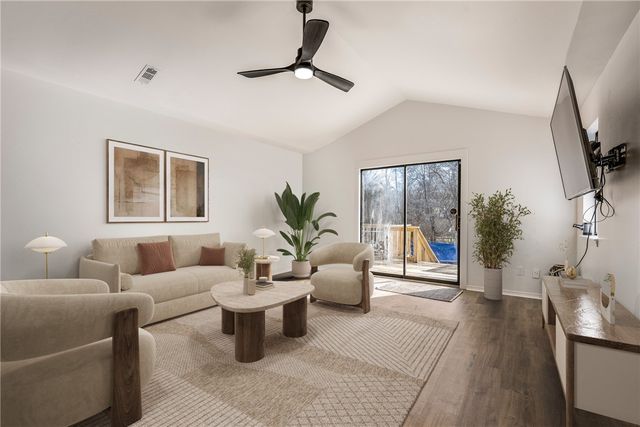 1543 E Cardinal Drive, Fayetteville, AR 72703