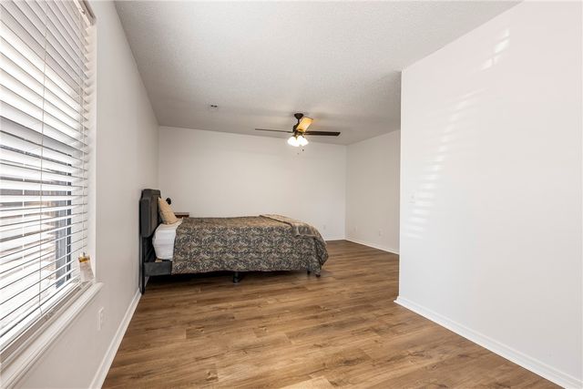 1543 E Cardinal Drive, Fayetteville, AR 72703