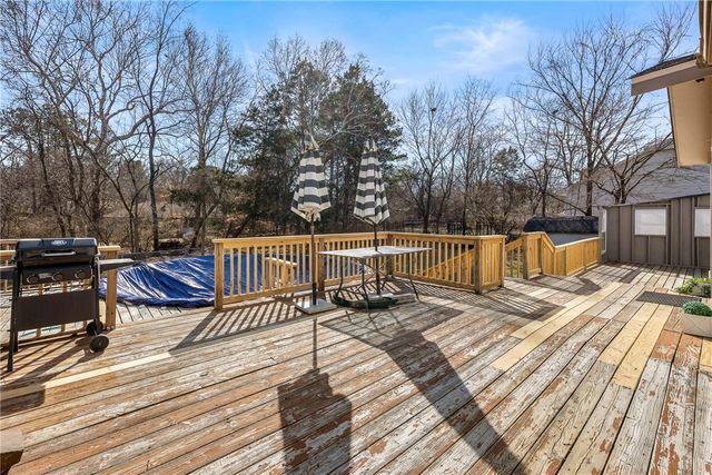 1543 E Cardinal Drive, Fayetteville, AR 72703