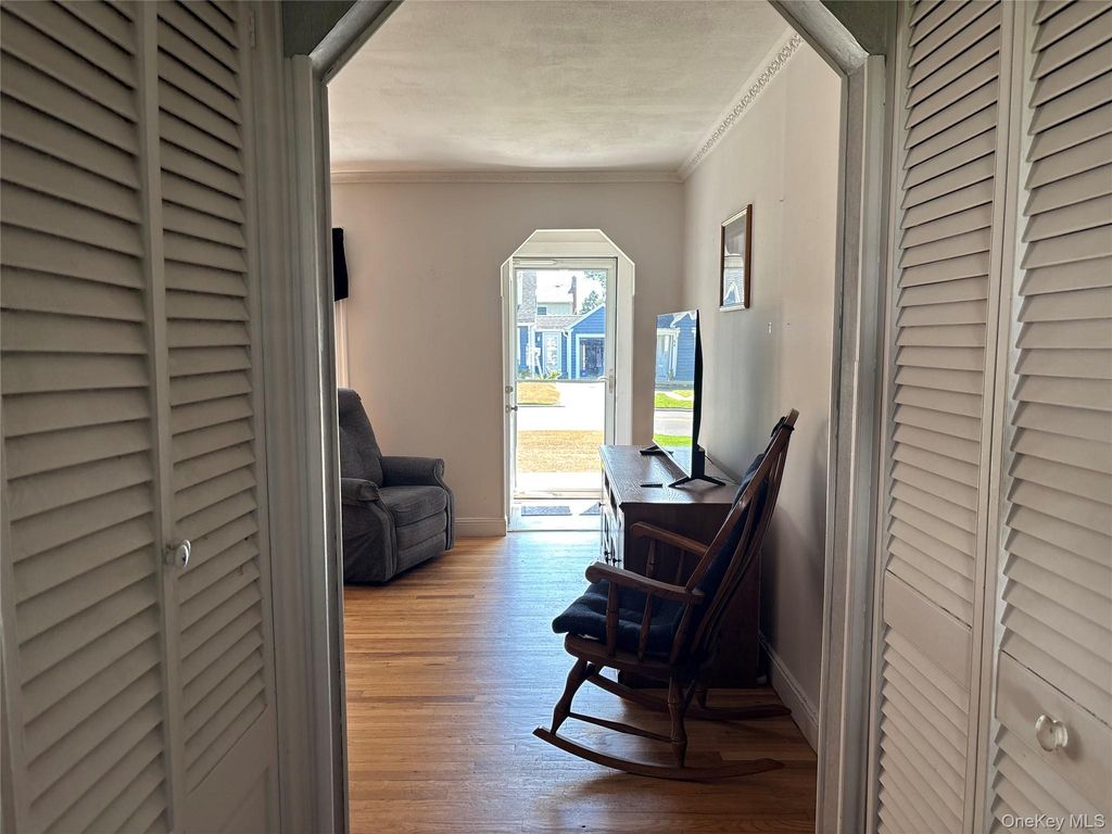 85 Harris Street, Patchogue, NY 11772 — photo 3