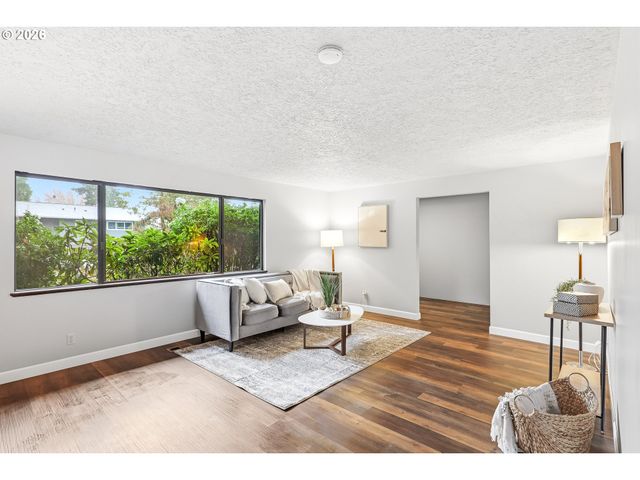 12360 Sw KATHERINE St, Tigard, OR 97223