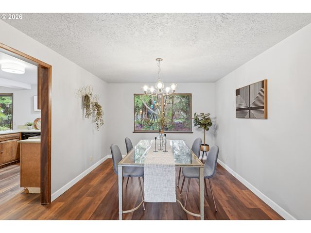 12360 Sw KATHERINE St, Tigard, OR 97223