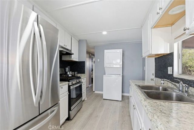 320 N Park Vista St 76, Anaheim, CA 92806