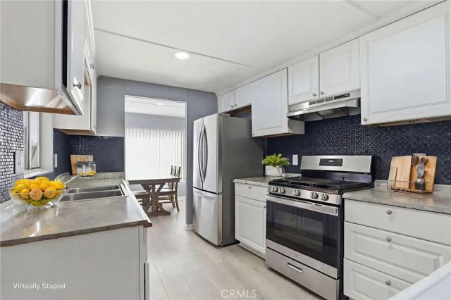 320 N Park Vista St 76, Anaheim, CA 92806