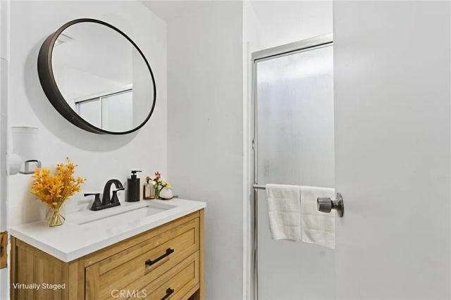 320 N Park Vista St 76, Anaheim, CA 92806