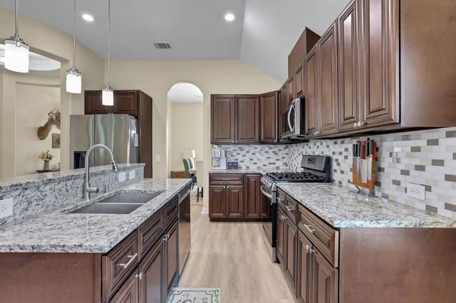 12751 County Road 283, Alvin, TX 77511
