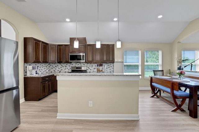 12751 County Road 283, Alvin, TX 77511