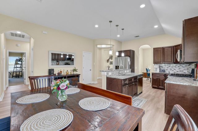 12751 County Road 283, Alvin, TX 77511