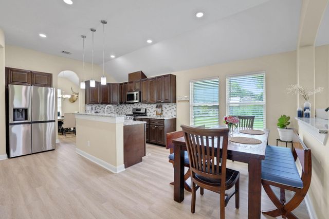 12751 County Road 283, Alvin, TX 77511