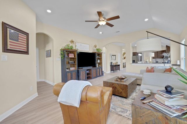 12751 County Road 283, Alvin, TX 77511
